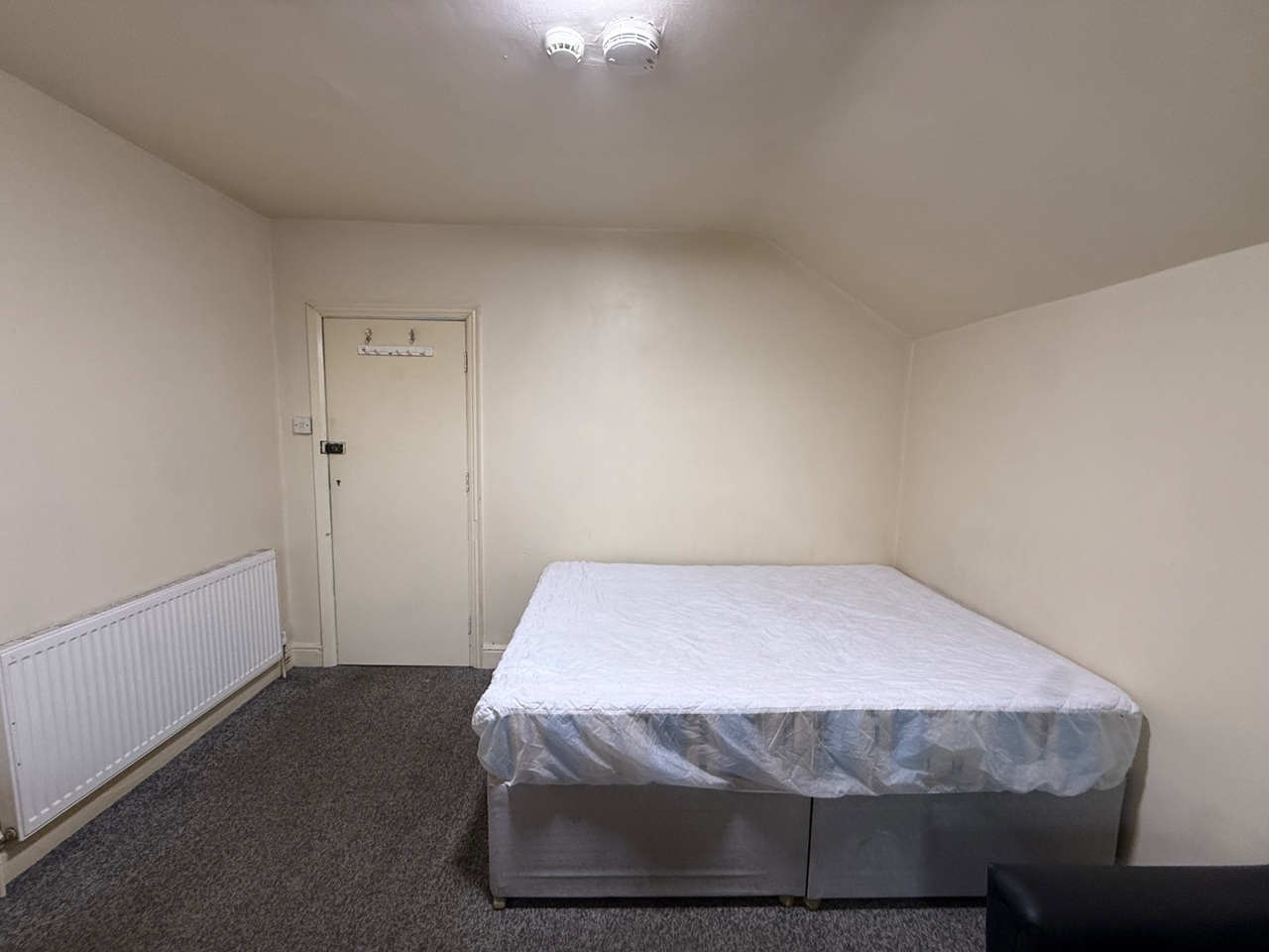Additional image 3 of Studio Flat, Bloomfield Road, B13, N1 7GU