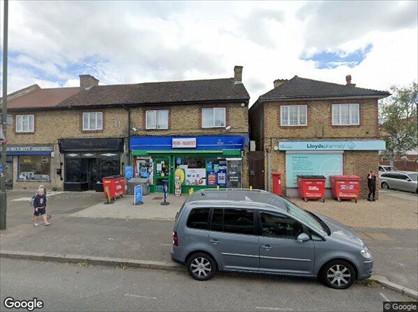 2 Bed Flat, Cannon Hill Lane, SW20