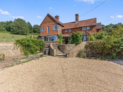 5 Bed Detached House, Lodkin Hill, GU8
