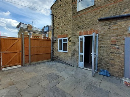 1 Bed Flat, Lancaster Road, EN2