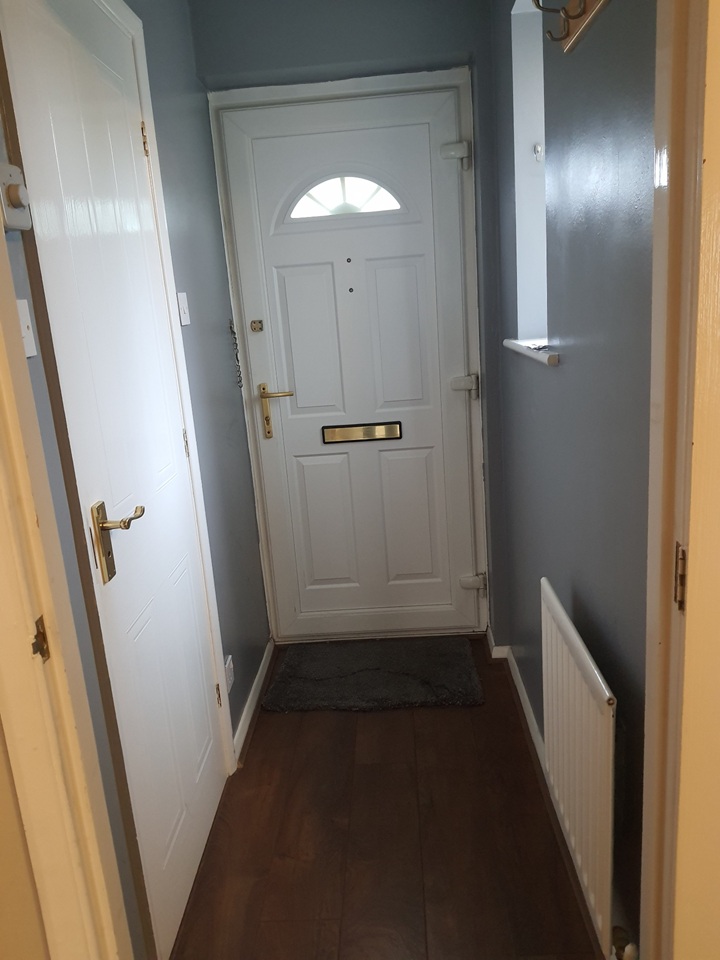 3 Bed Semi-Detached House, Bronte Close, LE3 photo 4