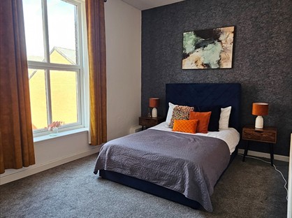 2 Bed Flat, Market Avenue, OL6