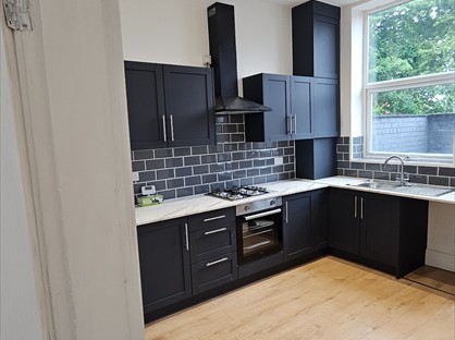 4 Bed Terraced House, Cranbrook Street, OL7