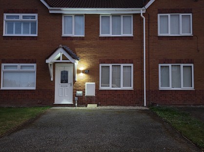 3 Bed Terraced House, Brookbank Court, L10