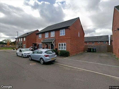 3 Bed Semi-Detached House, Brahms Lane, HP21