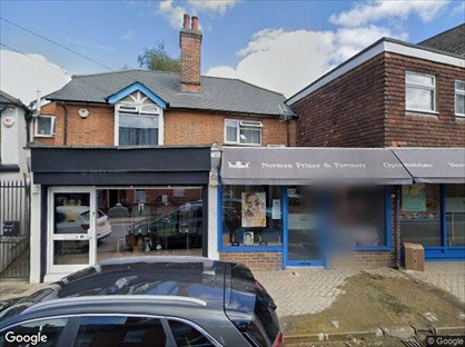 3 Bed Flat, Church Street, RG45