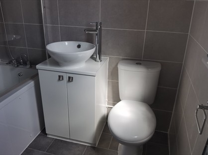 2 Bed End Terrace, Glencairn Street, FK1