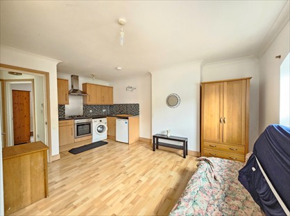 1 Bed Flat, Windsor Street, LU1