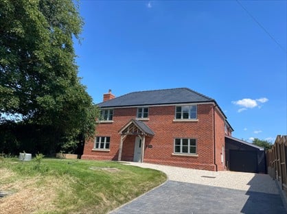 4 Bed Detached House, Main Street, CB8