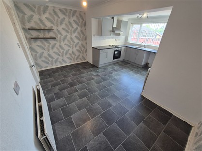 3 Bed End Terrace, Penshurst Avenue, HU13