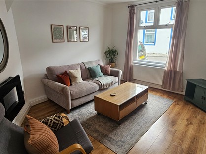 Room in a Shared House, Brynwern Street, CF48