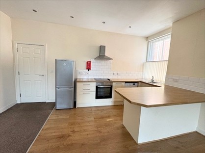 2 Bed Flat, Scarisbrick Avenue, PR8