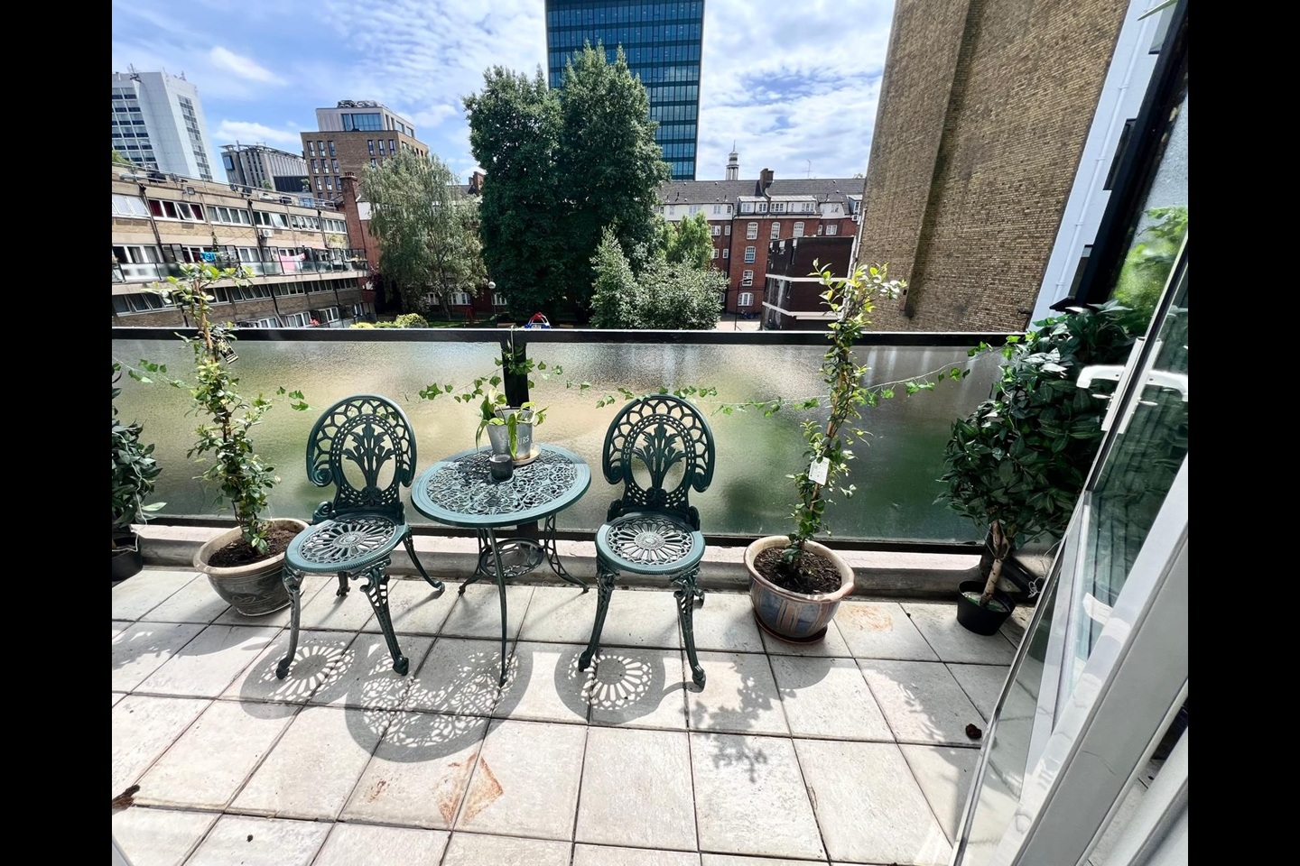 2 Bed Flat, Doric Way, NW1, N1 7GU photo 5