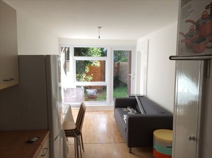 4 Bed Terraced House, Berkeley Walk, N7