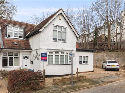 Studio Flat, Pinner, HA5