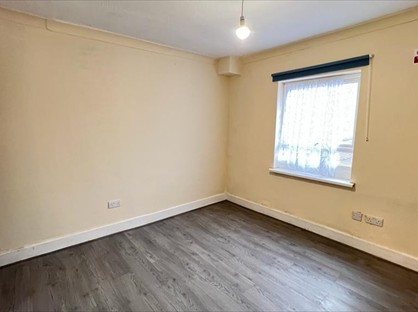 1 Bed Terraced House, High Town Road, LU2