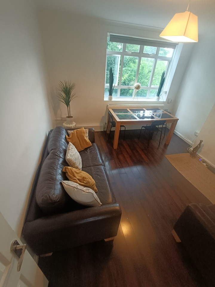 Room in a Shared Flat, Pondfield House, N5 photo 3