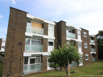 2 Bed Flat, Red Road, WD6