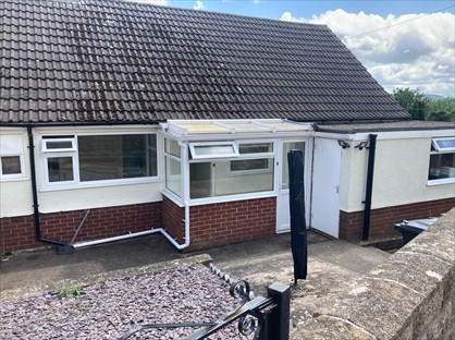 3 Bed Bungalow, Stargarreg Lane, SY10