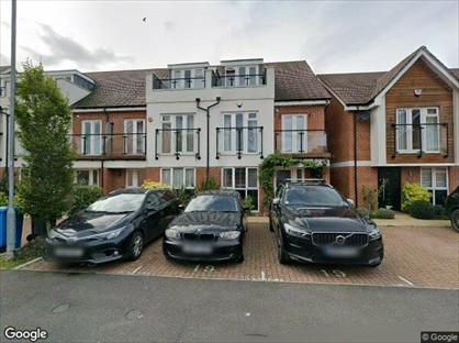 4 Bed Semi-Detached House, Kensal Drive, SL6