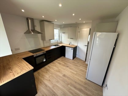 4 Bed End Terrace, Morrison Way, EH54