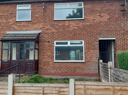 3 Bed Terraced House, Windermere Road, M24