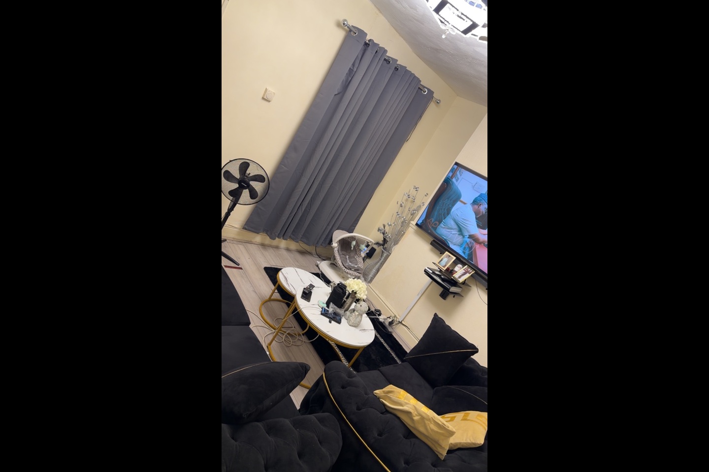 Room in a Shared House, Beverley St, M9 photo 2