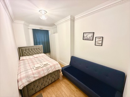 Room in a Shared Flat, London, NW1