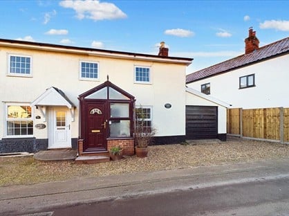 3 Bed Semi-Detached House, Gallants Lane, NR16