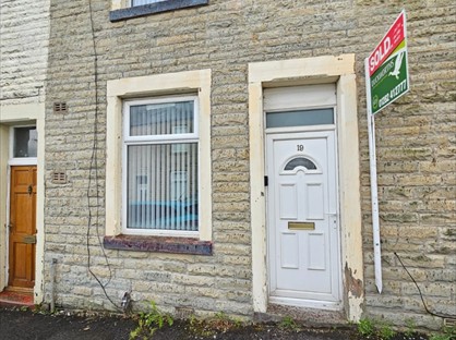 2 Bed Terraced House, Cairo Street, BB12