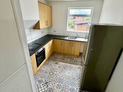 2 Bed Maisonette, Market Place, DE75