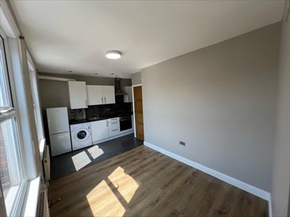 1 Bed Flat, Lee High Road, SE13