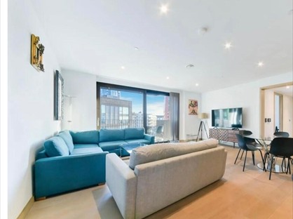 2 Bed Flat, Viaduct Gardens, SW11