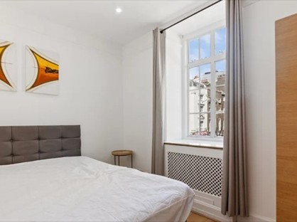 2 Bed Flat, Seymour Street, W1H