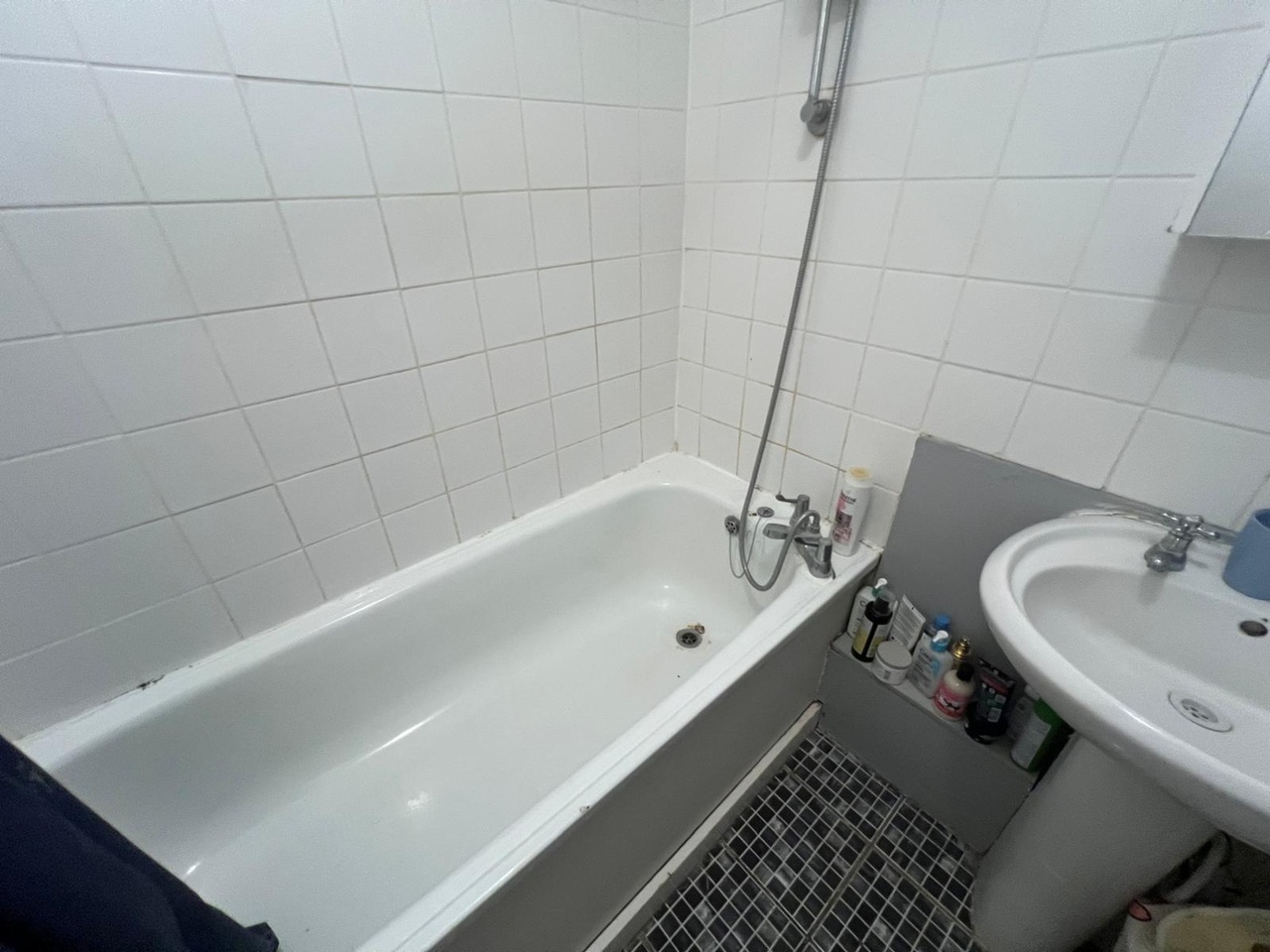 Additional image 13 of 2 Bed Flat, Doric Way, NW1, N1 7GU