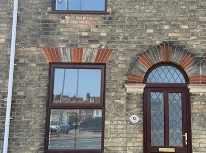 3 Bed Terraced House, St. Peters Street, NR32