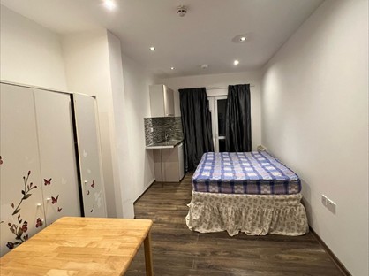 Studio Flat, London, SE6