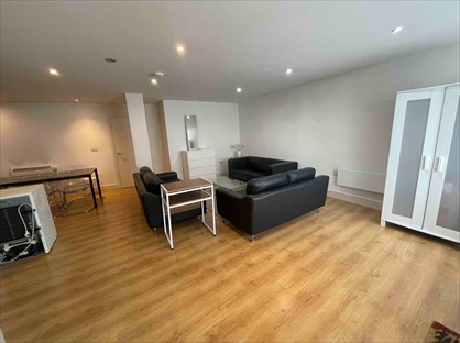 2 Bed Flat, John Ruskin Street, SE5