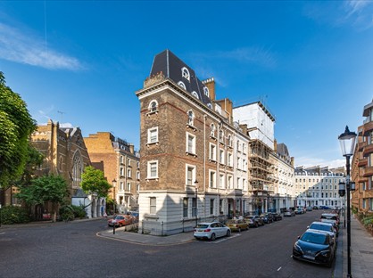 1 Bed Flat, Emperors Gate, SW7