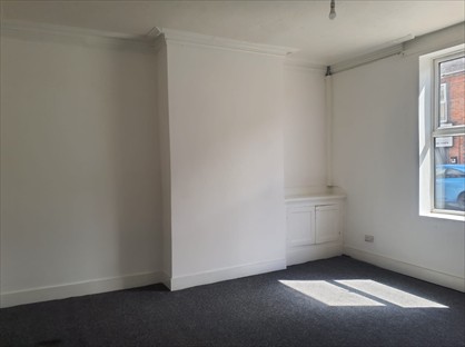 2 Bed Flat, Lord Street, WN7
