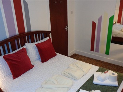 Room in a Shared House, Ford Square, E1