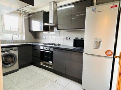 3 Bed Flat, Mcglashon House, E1