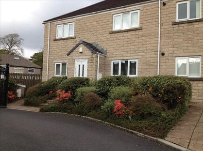 2 Bed Flat, Burwain Fold, BB8