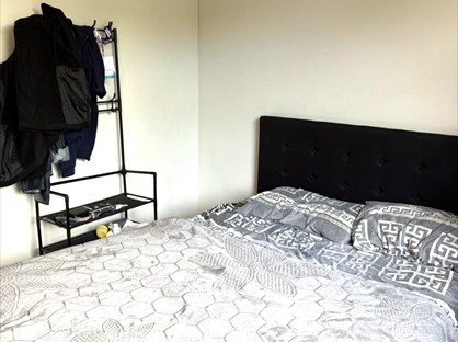 Room in a Shared House, Percy Road, N12