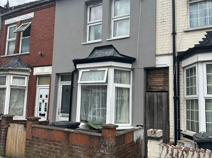 1 Bed Flat, Newcombe Road, LU1