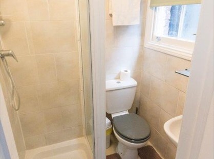 Studio Flat, Kensington Gardens Square, W2