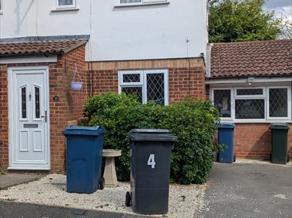 3 Bed Semi-Detached House, Neale Close, HP12