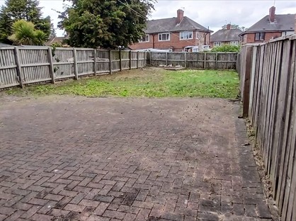 5 Bed Semi-Detached House, Windmill Toad, LS10