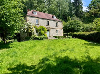 4 Bed Detached House, The Island, BA12