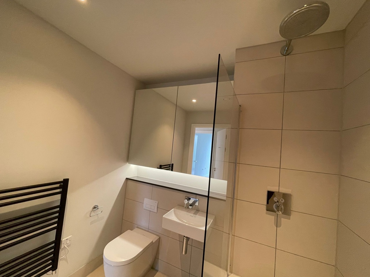 2 Bed Flat, Aspin Lane, M4